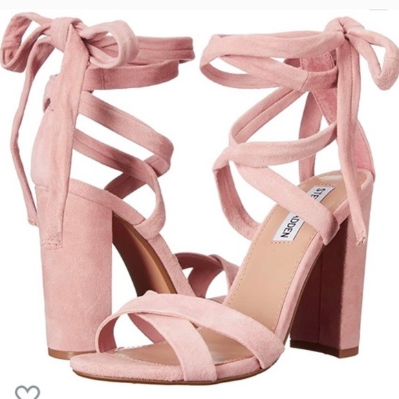 Steve Madden Shoes - Steve Madden “CHRISTEY”